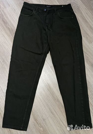 Мужские зеленые джинсы