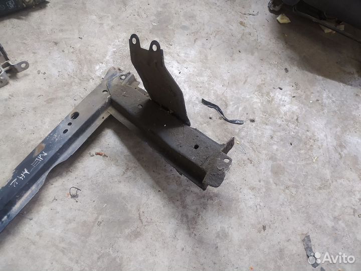 Панель передняя Renault Sandero Stepway I (2010–20