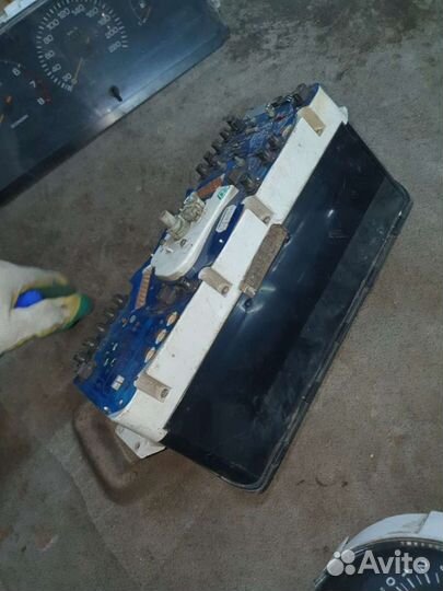 Приборная панель на вольво 460