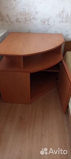 Тумба под телевизор