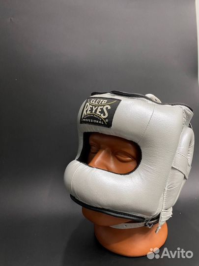 Бамперный шлем Cleto Reyes Silver