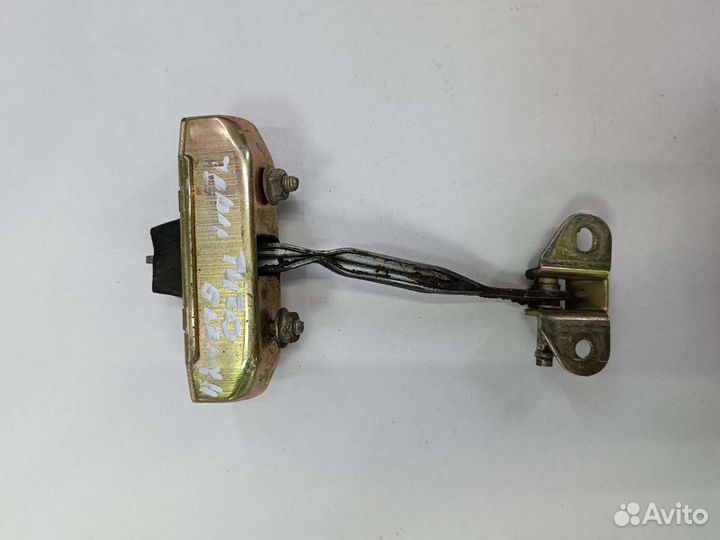 Ограничитель крышки багажника Chery Tiggo T11