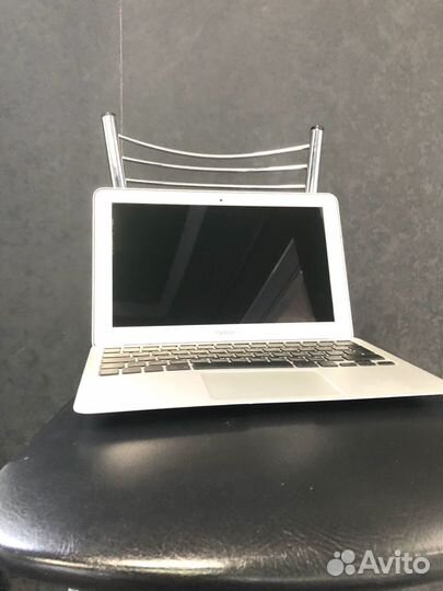 MacBook Air 11дюймов 2010