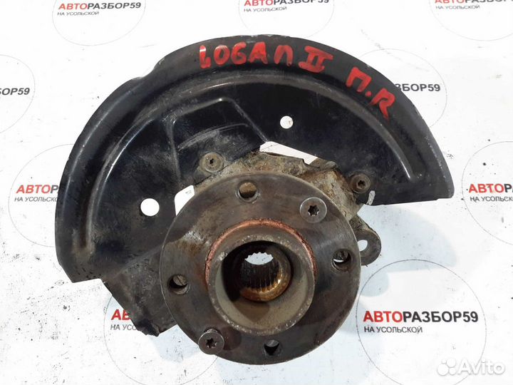 Кулак передний правый Renault Logan 2