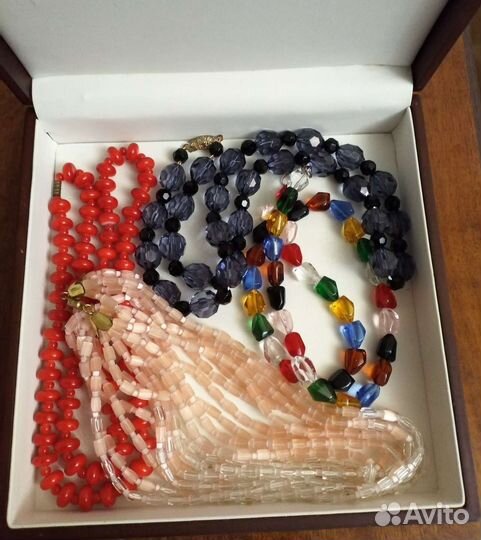 Бусы сатиновое стекло винтаж