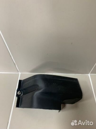 Накладка кузова левая Renault Duster 2 (Hjd) 2 1.3