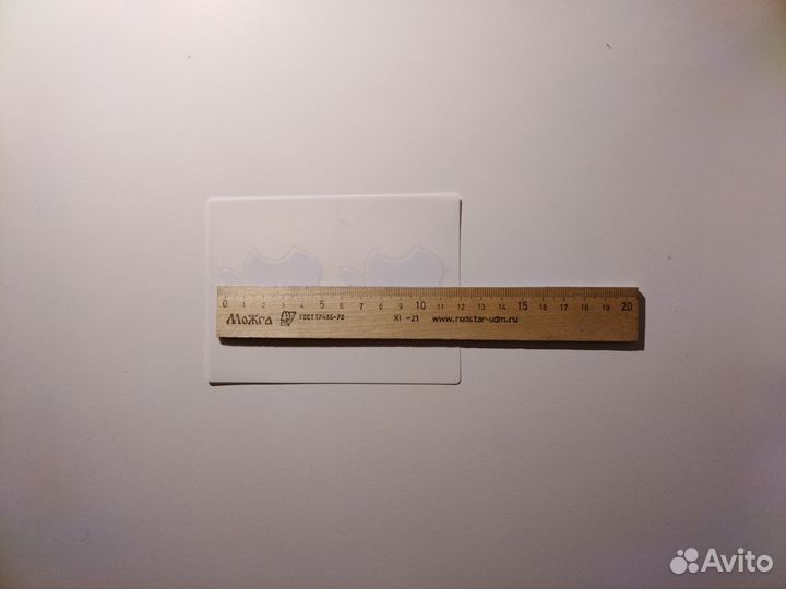 Оригинальные белые наклейки Apple