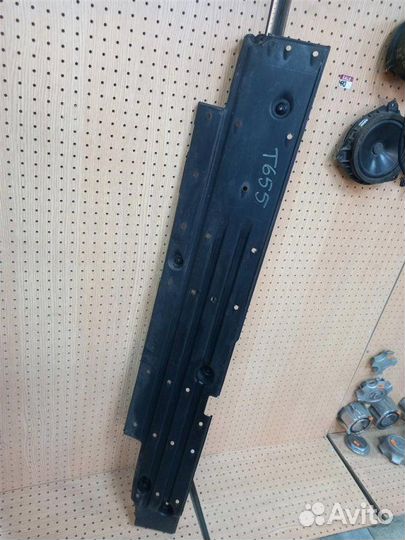 Защита днища кузова Toyota Prius NHW20 1NZ-FXE