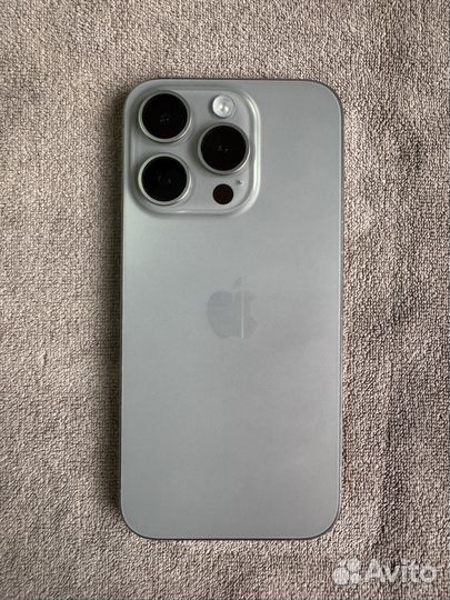 iPhone 15 Pro, 256 ГБ