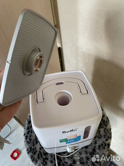 Увлажнитель воздуха Ballu UHB-310