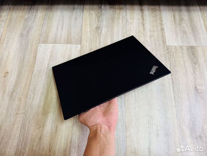 Ноутбук ThinkPad Core i7