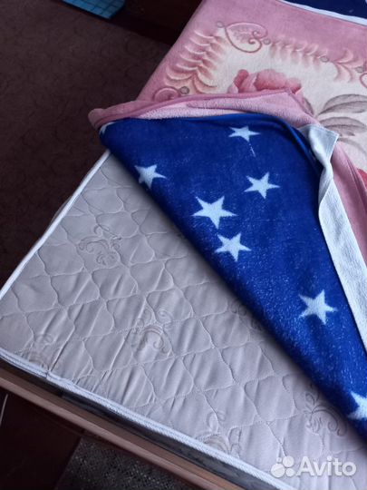 Кровать двухспальная