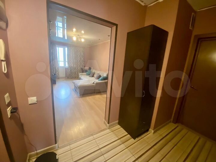 4-к. квартира, 92,5 м², 15/18 эт.