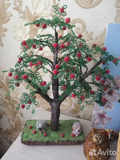 Деревья из бисера