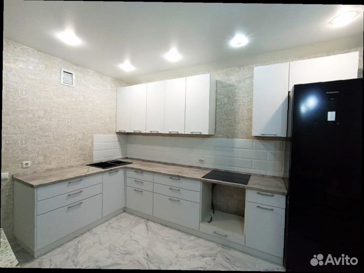 Кухня белая модульная новая