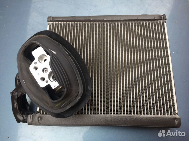 Радиатор кондиционера Audi A6 A8 A7 4H1898967