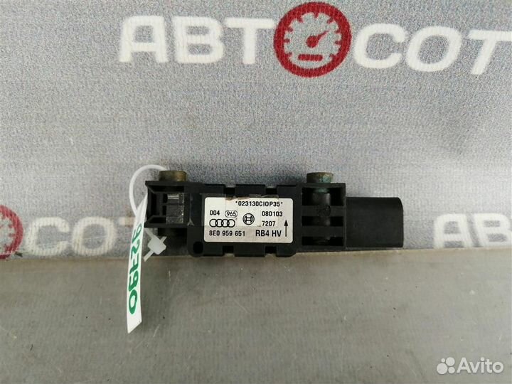Датчик удара Audi A4 B6/8E (2001-2004г.в.)