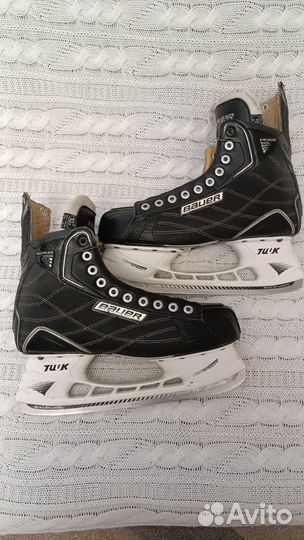 Хоккейные коньки bauer 44 размер