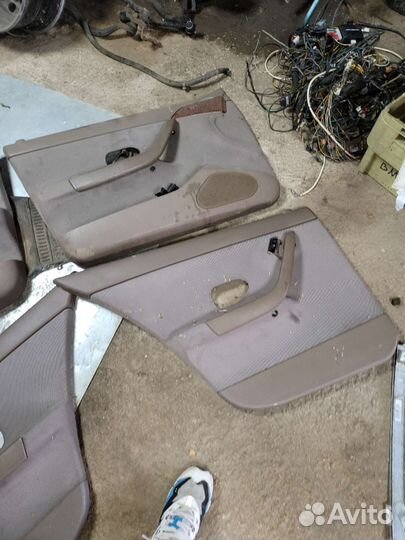 Обшивки комплект на Иран ходро саманд 06г