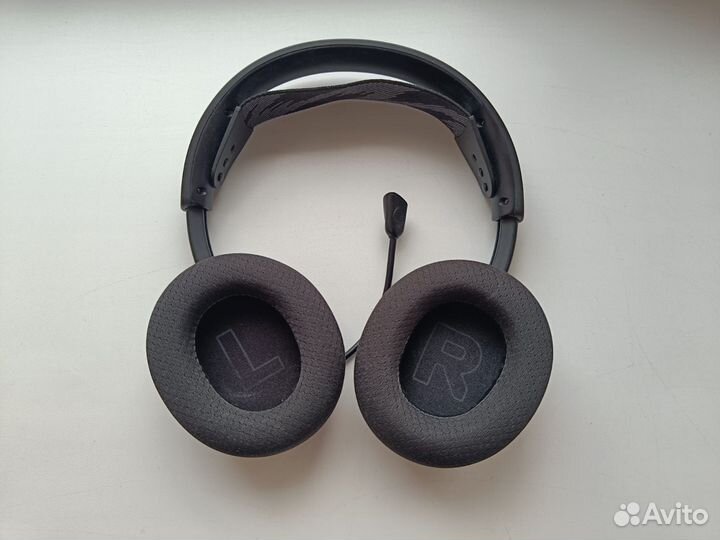 Игровые проводные наушники SteelSeries Arctis Nova