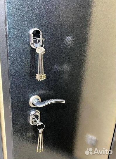 Входная Дверь с терморазрывом в дом со склада