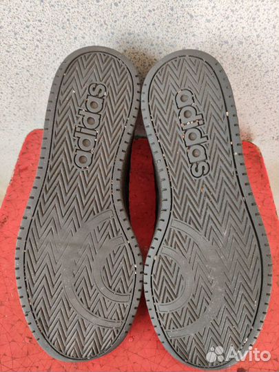 Кроссовки зимние Adidas. 44p