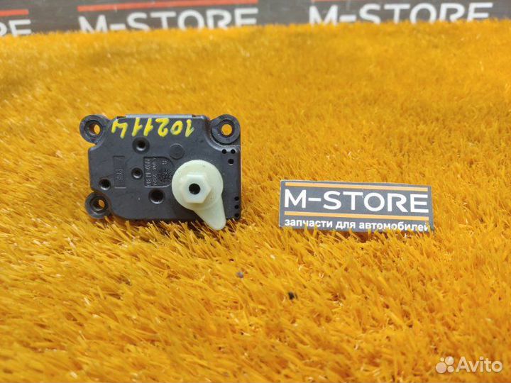 Привод заслонки отопителя Mercedes-Benz E-Class