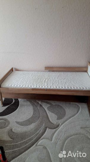 Детская кровать IKEA с матрасом