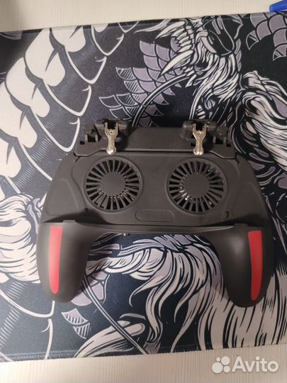 Геймпад для телефона с охлаждением