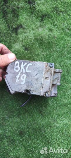 Дроссельная заслонка Volkswagen Touran 1.9TDI