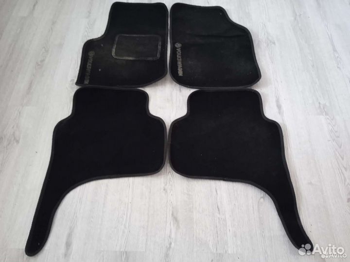 Напольные коврики