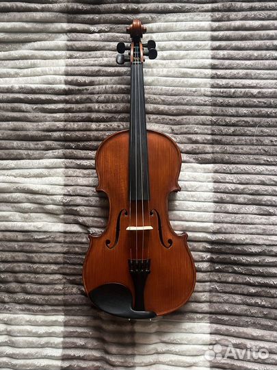 Скрипка Gliga 4/4, полный комплект смычок футляр