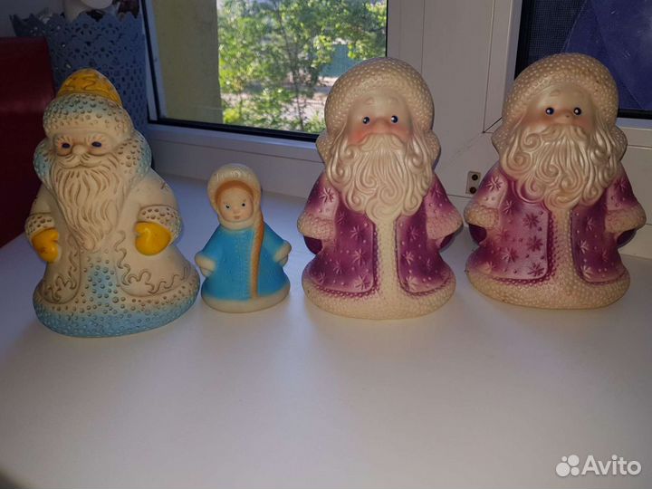 Игрушки СССР много