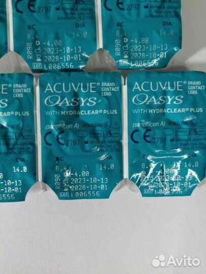 Линзы acuvue oasys -4.00 + две линзы -4.50