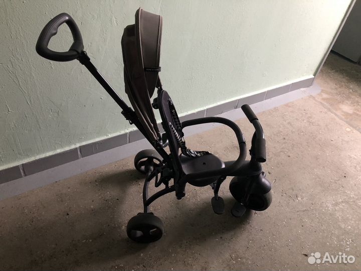 Детский трехколесный велосипед