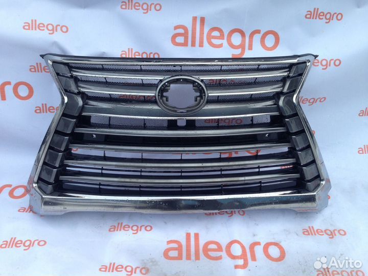 Решетка радиатора Lexus LX 570