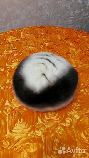 Новый норковый бирет 58 размер