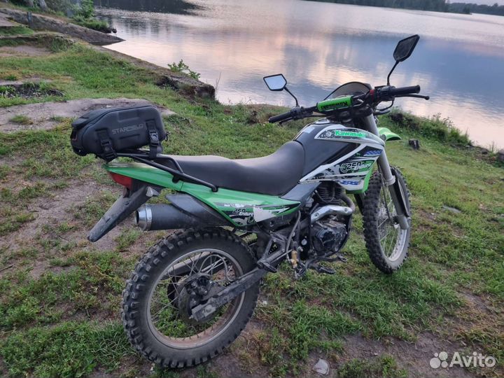 Мотоцикл Stels Enduro 250