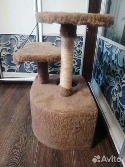 Домик для кошки с когтеточкой бу