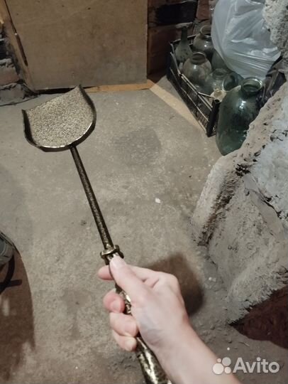 Подставка-щит с шампурами кованная