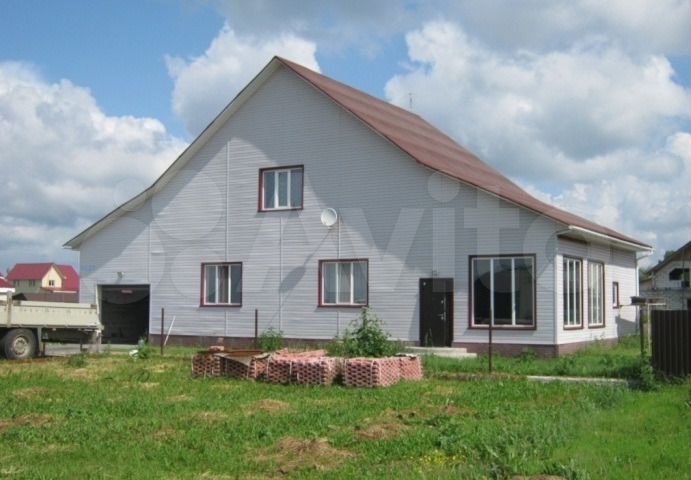 Коттедж 170 м² на участке 14,5 сот.