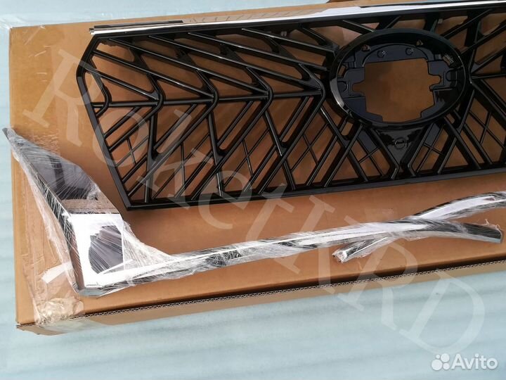 Решетка радиатора Prado 150 c 2018 г TRD