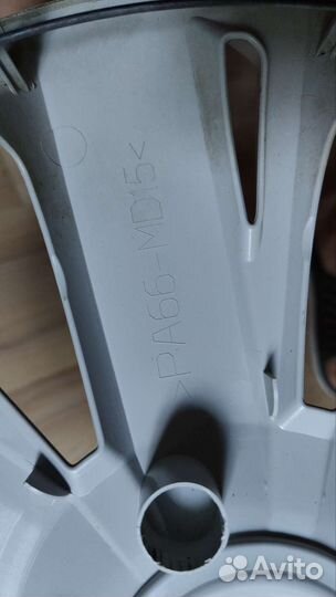 Продам оригинальные колпаки на Volkswagen jetta6