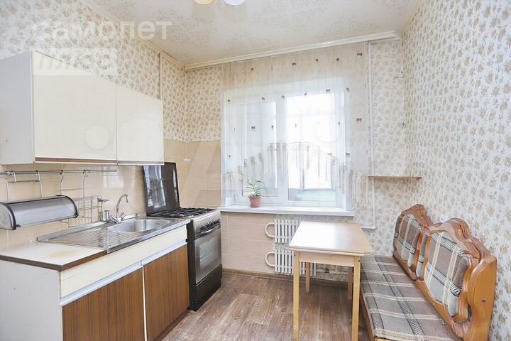 2-к. квартира, 52 м², 8/9 эт.