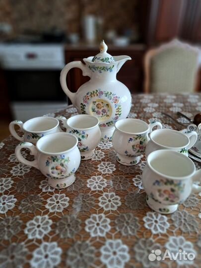 Семикаракорская керамика -кувшин и 6 кружек