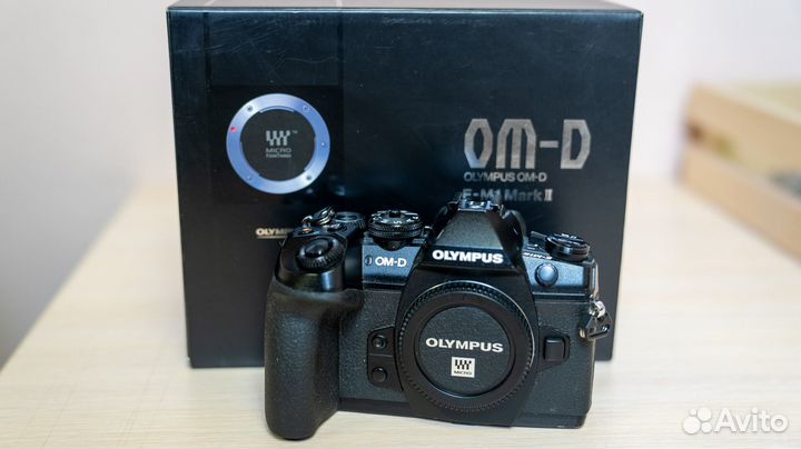 Продается фотоаппарат Olympus OM-D E-M1 Mark II