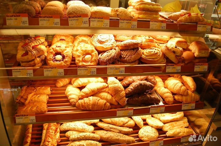 Сухари,сухой хлеб,булки,пироги,ватрушки