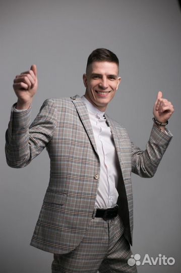 Ведущий на свадьбу с Dj и оборудование