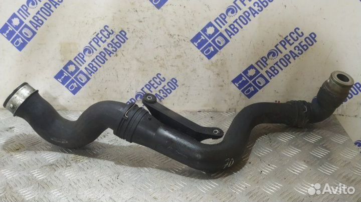 Патрубок Volkswagen Passat B6 седан 1.9 дизель BXE