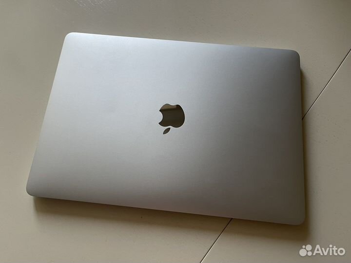 Apple MacBook Pro 13 2019